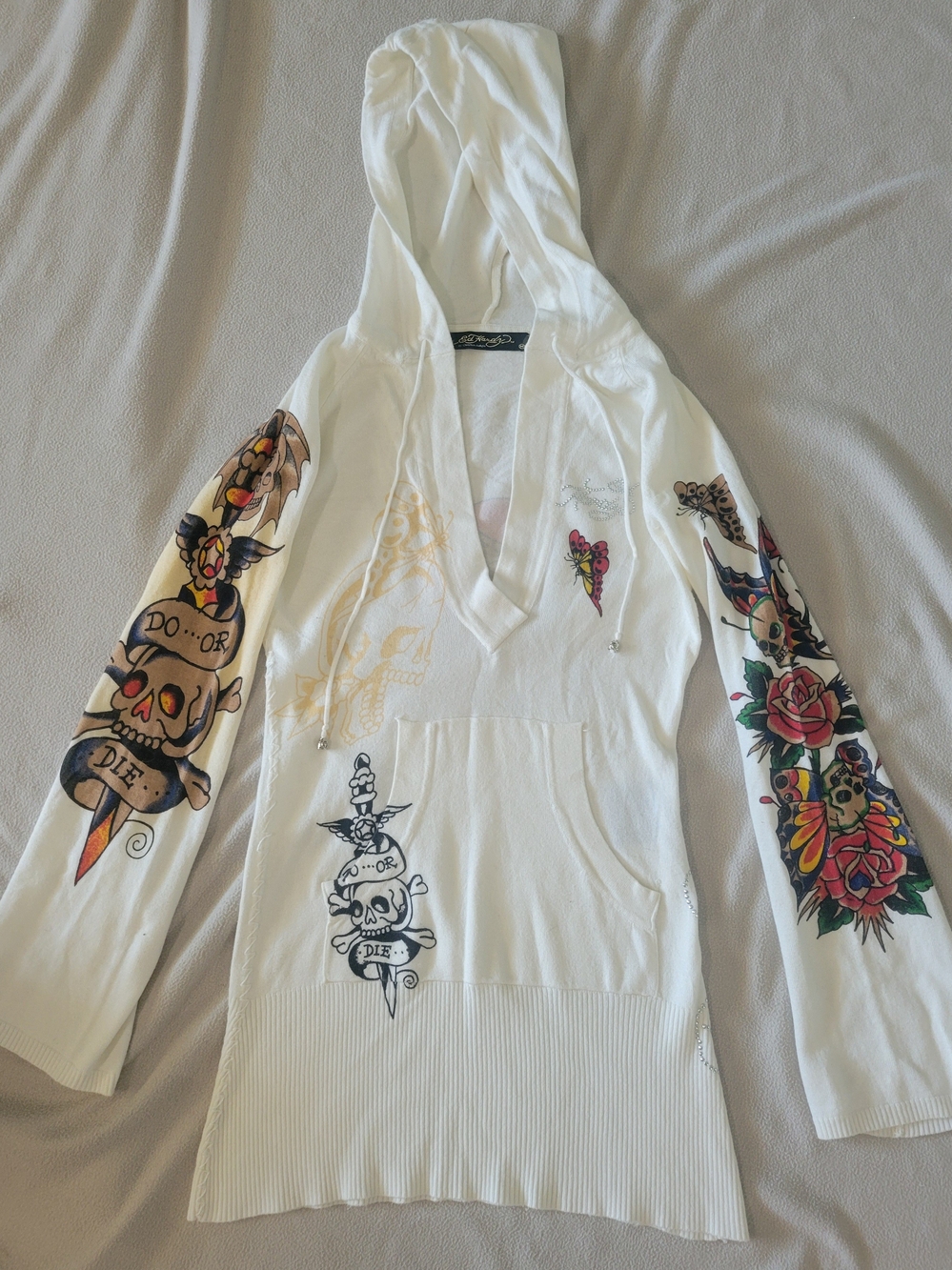VINTAGE Ed Hardy Cream Hooded Tattoo-Graphic Pullover w/ Multicolor Sleeve Art